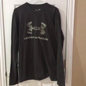 UA Long Sleeved tshirt